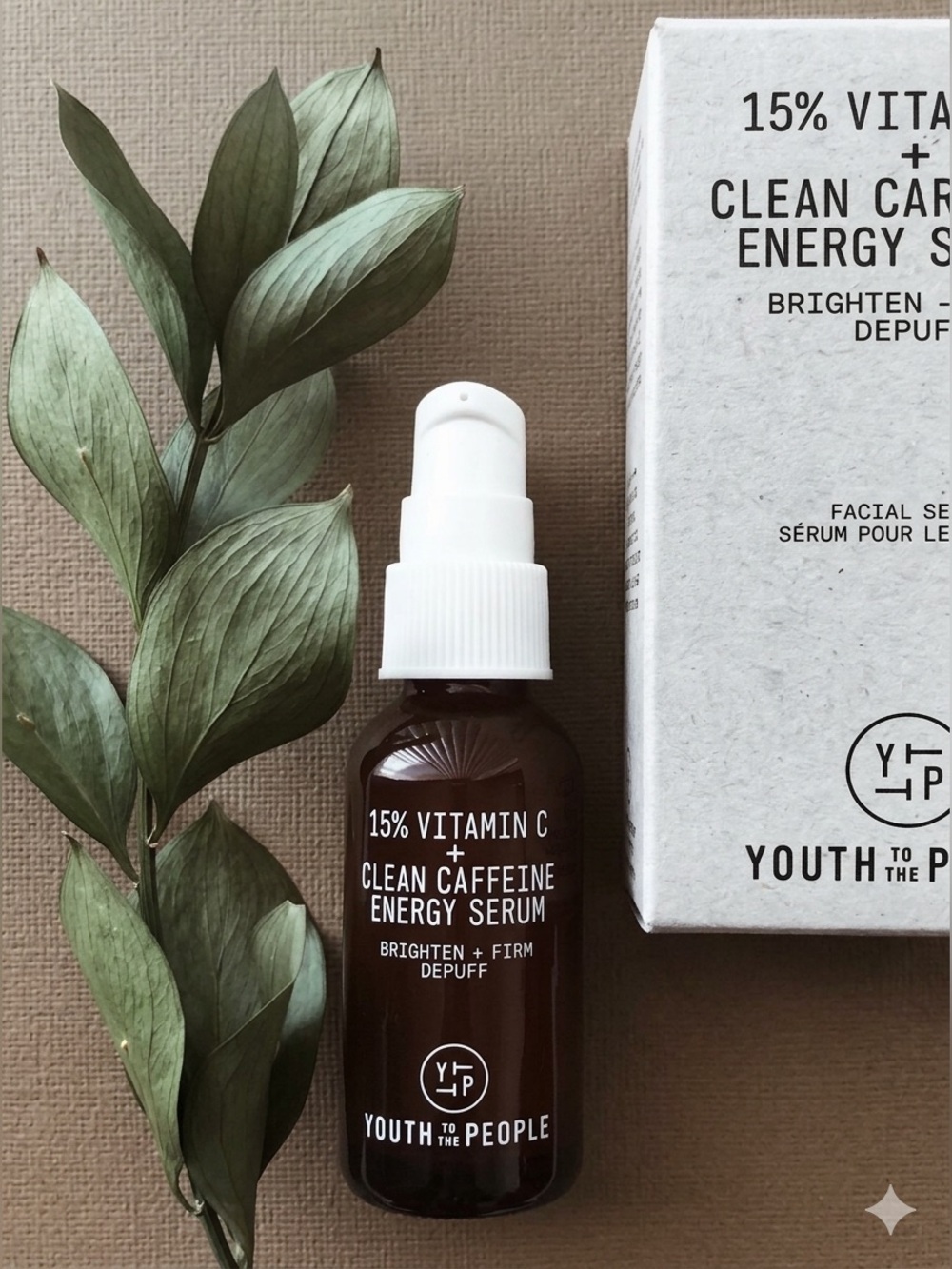 Youth to the People 15% Vitamin C + Clean Caffeine Energy Serum